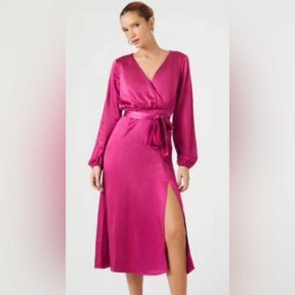 Forever 21 Women's Satin Maxi Long Wrap Dress   ‎            New With Tags Small